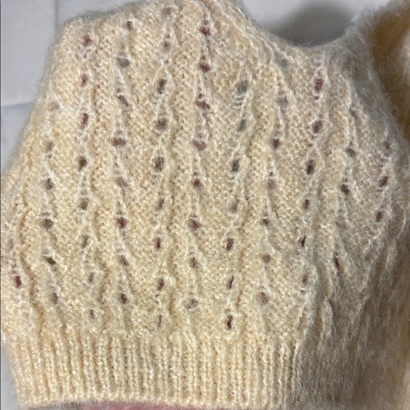 Crochet Cream Crop Top Tie Spaghetti Strap - Picture 4 of 10